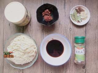 1、甜水面,准备食材