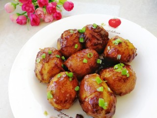 16、红烧芋头,软糯入味，适合脾胃虚弱者食用。