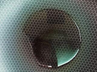 6、麻辣豆腐,热锅冷油