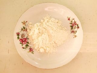 5、家常蚝汁烧茄子,普通面粉