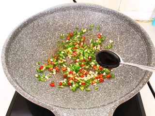 19、家常蚝汁烧茄子,加入1勺蚝油