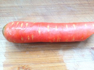 5、耗油香菇,胡萝卜洗净