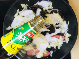 16、火腿娃娃菜,淋入蚝油提鲜