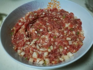 10、厨房挑战＋荤菜～肉饼子蒸蛋,搅拌均匀