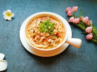 16、茄汁菌菇面,美味的茄汁菌菇面来了。