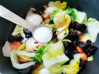 10、白菜炒豆腐,一勺盐，