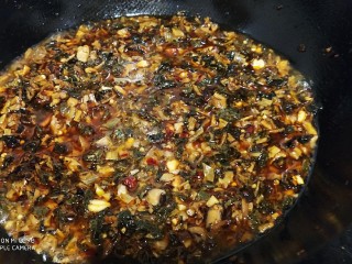 18、香辣梅干菜 超级下饭,到入水焖煮