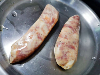 3、干锅西兰花,台式香肠