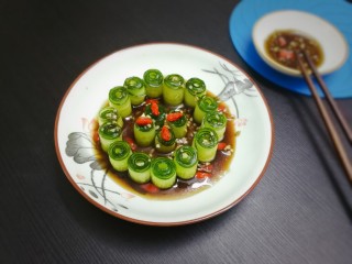 19、凉拌黄瓜卷,清爽的黄瓜卷可以吃了