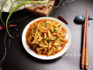 15、鱼香杏鲍菇,完成。