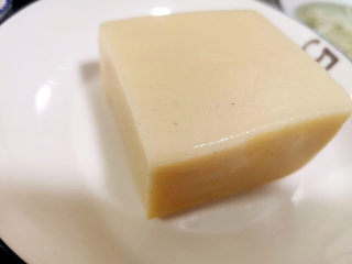 1、红烧米豆腐,米豆腐