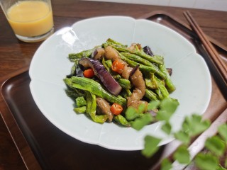 16、豇豆烧茄子,喜欢的试试吧！