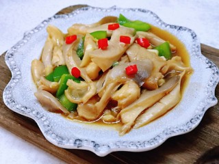 12、比肉还好吃的鸡汁炒平菇,近看，真的太好吃了。