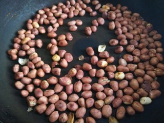 6、四川担担面,炒到皮裂开爆响