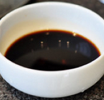 4、川味鱼香肉丝,香醋，白糖，少许生粉拌均备用；