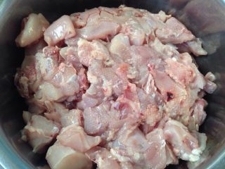 4、泡椒兔,兔子切块