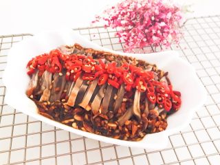 37、春节餐桌必备  芥末猪肚丝,芥末猪肚丝香辣开窍，口感独特~