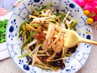 18、木耳京葱拌豆皮,超级好吃