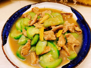 15、丝瓜肉片,装盘