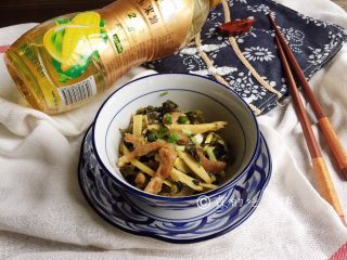 15、雪菜笋丝炒肉丝  鲜到没朋友,完成。