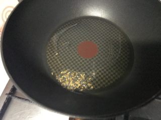 7、素食者的福音～干炒冬瓜,稍微炸一下。