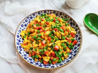 15、豇豆炒鸡蛋,颜色艳丽又好吃！