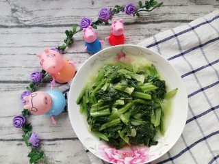 13、厨房挑战+素菜+清炒春菜,清炒春菜做好咯