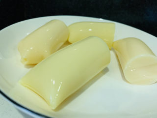 3、脆皮日本豆腐,挤出来