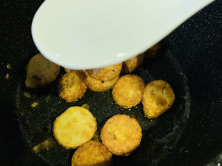 15、脆皮日本豆腐,加少许清水