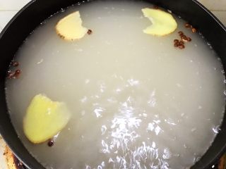 3、简易版钵钵鸡——冷锅串串,煮开后放凉