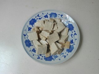 4、厨房挑战+素菜+红花配绿叶节节高(糕),冲凉水沥干水