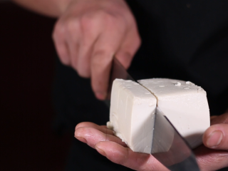 6、麻婆豆腐,豆腐切块