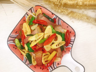 18、春笋炒腊肉,成品图