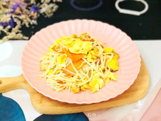 19、金针菇炒蛋,成品图