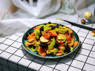 24、青椒炒素鸡,成品