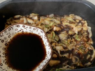 9、糖醋包菜,出锅前放香醋即可