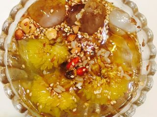 11、重庆冰粉,加了菊花的冰粉一样做法，多了一丝菊花香。