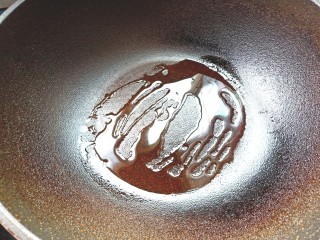 8、耗油烧冬瓜木耳,起锅烧油