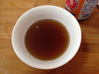 3、异域小菜-韩式辣白菜,准备鱼露