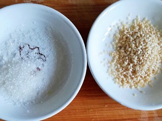 5、椒香辣子鸡,白糖、白芝麻