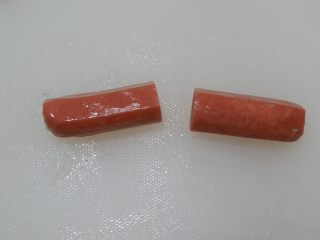 1、快手早餐—火腿蛋饼,火腿准备好。