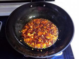 15、红油猪血豆腐,翻炒均匀