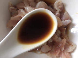 4、韭黄炒肉丝,一勺生抽