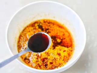 8、无敌下饭的香辣土豆片,加三勺香醋，