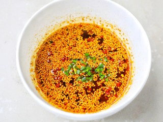 11、无敌下饭的香辣土豆片,葱花，