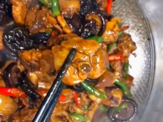 13、黄焖鸡,成品图