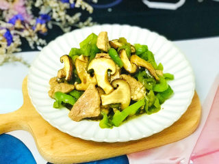 22、香菇炒肉片,成品图