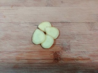 3、十味  青蒜生抽素鸡,姜切片