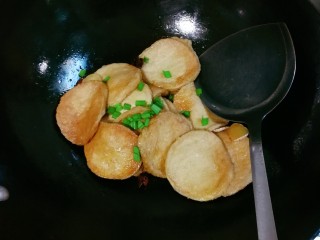 14、十味  青蒜生抽素鸡,撒入青蒜