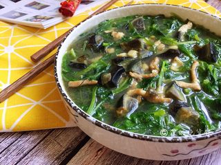 10、上汤豌豆苗,完成。